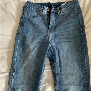 lightwash pacsun skinny jeans